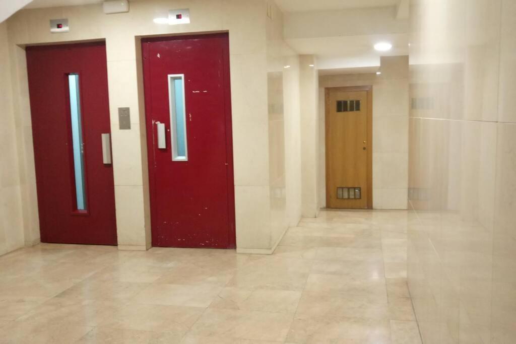 Apartamento Glorias:Sagrada Familia 15 Minutos - Playa 20 Minutos Barcelona Exterior foto